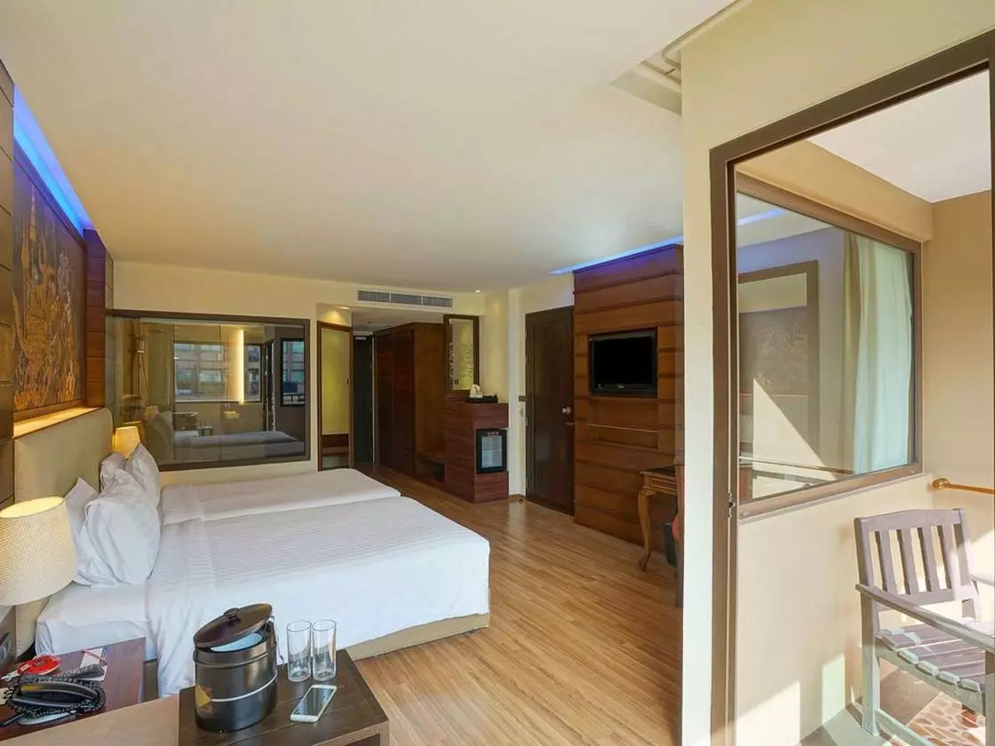 NOVOTELVINTAGE_SHABAVIZ (18).jpg